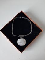 Halsketting met Parelmoer Hanger, Met hanger, Ophalen of Verzenden, Zo goed als nieuw, Zilver