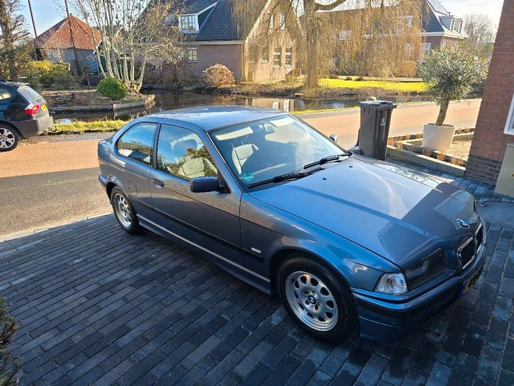BMW 3-Serie I 316i 1.9 Compact bj. 2000 E36 in StahlGrau, Auto's, BMW, Particulier, 3-Serie, ABS, Airbags, Boordcomputer, Centrale vergrendeling