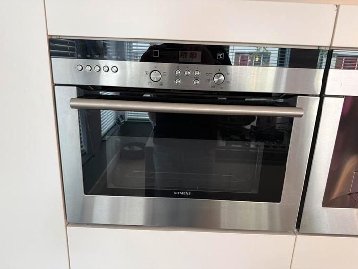 Siemens combi magnetron inbouw 45cm, Witgoed en Apparatuur, Ovens, Gebruikt, Inbouw, Oven, 45 tot 60 cm, Minder dan 45 cm, Magnetronfunctie