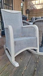 Mooie rotan schommelstoel, Huis en Inrichting, Fauteuils, Riet of Rotan, Gebruikt, 75 tot 100 cm, Ophalen of Verzenden