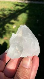 Bergkristal N | 7x6x5 cm | 167 gram, Verzamelen, Ophalen of Verzenden, Mineraal