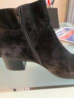 Nieuwe zwarte enkellaarsjes smalle leest, Kleding | Dames, Schoenen, Ophalen of Verzenden, Nieuw, Zwart, Lage of Enkellaarzen