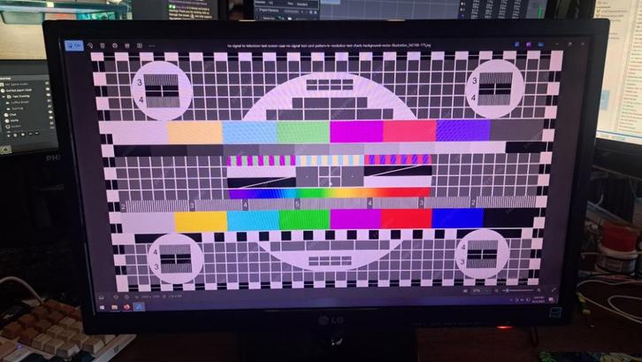 LG 23 Inch Monitor (Full HD), Computers en Software, Monitoren, Gebruikt, 60 Hz of minder, DVI, VGA, LED, Full HD, Ophalen