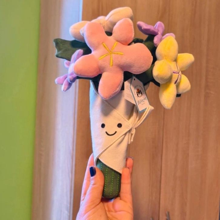 Jellycat Amuseables Bouquet of Flowers - Nieuw, Kinderen en Baby's, Speelgoed | Knuffels en Pluche, Nieuw, Overige typen, Verzenden