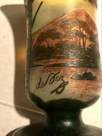DEVEZ cameo glas 1908 gesigneerd met chipje beschikbaar voor biedingen