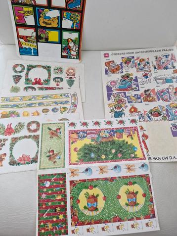 6 x Vel Vintage Sinterklaas & Kerst Stickers - Gebruikt beschikbaar voor biedingen