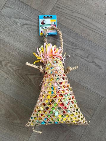 Vogel speelgoed beschikbaar voor biedingen