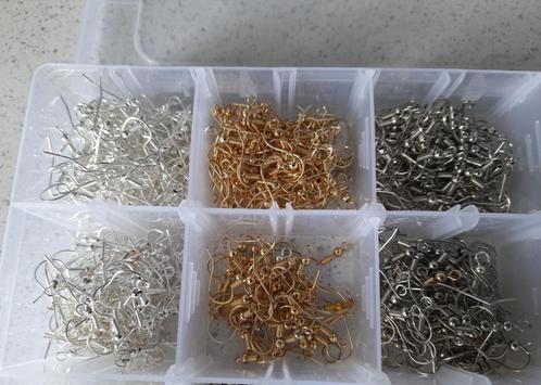 Oorbel haakjes 3 kleuren "nieuw"  Goud, zilver en antraciet, Hobby en Vrije tijd, Kralen en Sieraden maken, Nieuw, Bedel, Ophalen of Verzenden