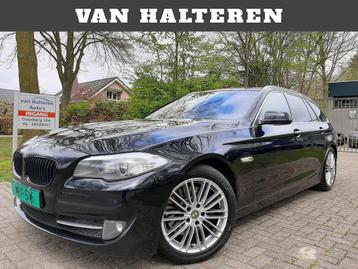 BMW 5-serie Touring 525d 3.0 High Executive Leder 6-Bak Pano beschikbaar voor biedingen