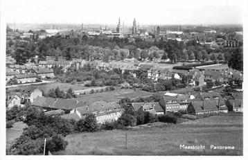 (300-156-021) Maastricht Panorama beschikbaar voor biedingen