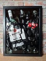Bacardi en cola fles verwerkt in een lijst met Epoxy, Antiek en Kunst, Ophalen of Verzenden