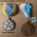 set van 2 Zweedse schietsport medailles, 1x splinternieuw, Postzegels en Munten, Penningen en Medailles, Overige materialen, Ophalen