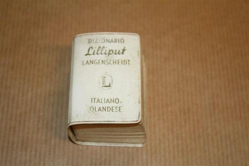 Lilliput woordenboekjes - Italiaans Nederlands !!, Boeken, Woordenboeken, Gelezen, Italiaans, Van Dale, Ophalen of Verzenden