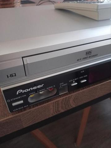 Pioneer DVR-RT400 VHS2DVD beschikbaar voor biedingen
