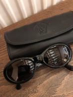 Vintage versace zonnebril, Sieraden, Tassen en Uiterlijk, Zonnebrillen en Brillen | Dames, Gianni Versace, Zonnebril, Zo goed als nieuw