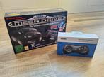 Sega Mega Drive mini + 8BitDo wireless controller, Spelcomputers en Games, Verzenden, Zo goed als nieuw