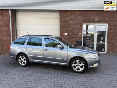 Skoda Octavia Combi 1.6 TDI Greentech Arctic|NIEUWE APK|NETT, Auto's, Skoda, Bedrijf, Te koop, Octavia, ABS, Airbags, Airconditioning