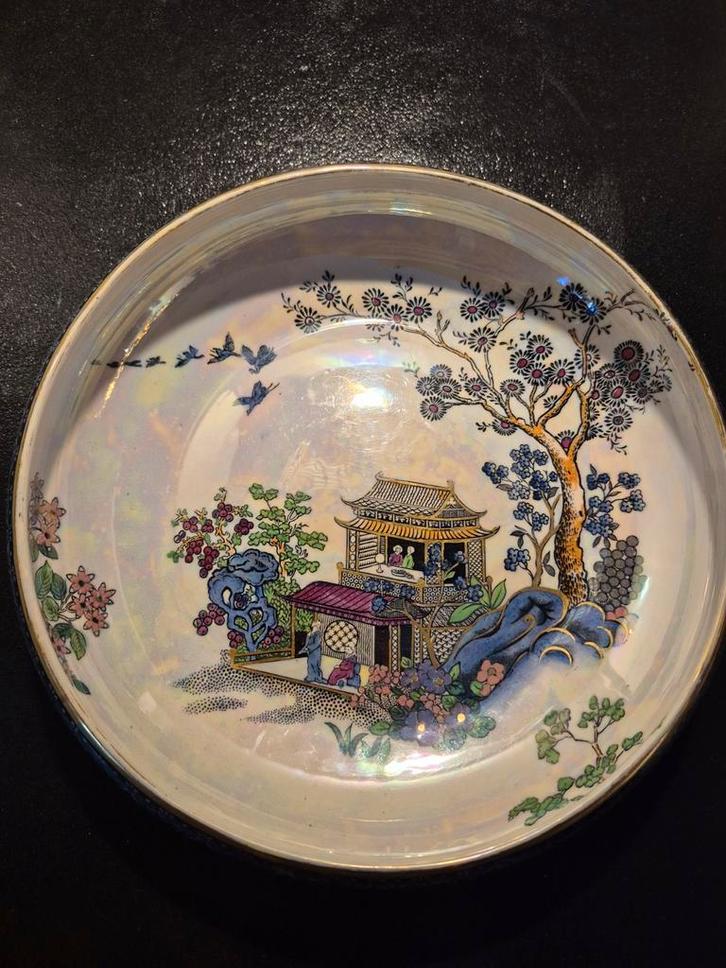 Art deco Schaal Adderley's met Iridescent Glans, Antiek en Kunst, Antiek | Wandborden en Tegels, Ophalen of Verzenden