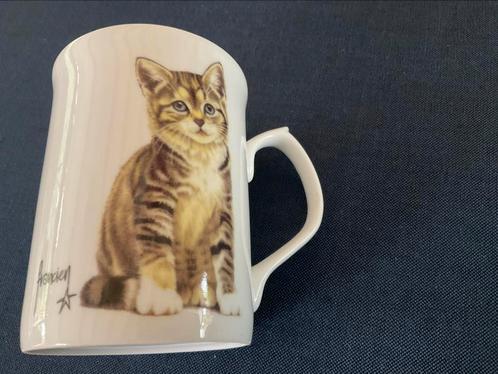 Mok engels porselein DUCHESS Francien’s cats /ism DE, Huis en Inrichting, Keuken | Servies, Zo goed als nieuw, Kop(pen) en/of Schotel(s)