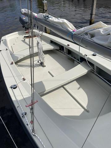 Randmeer Bank bankjes type 2008 en jonger beschikbaar voor biedingen