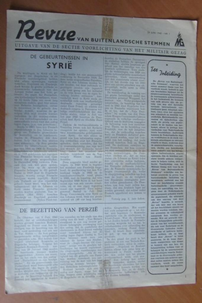 Revue van buitenlandsche stemmen. NR. 1 - 23 Juni 1945, Boeken, Tijdschriften en Kranten, Gelezen, Muziek, Film of Tv, Ophalen of Verzenden