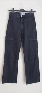 Bershka cargobroek (maat 32), Zwart, Zo goed als nieuw, W27 (confectie 34) of kleiner, Bershka