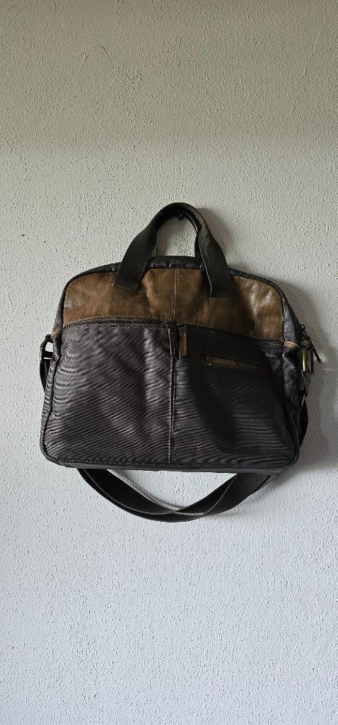 computer tas van tumi (24625), Computers en Software, Laptoptassen, Verzenden