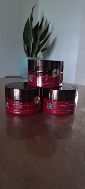 rituals of ayurveda bodyscrub beschikbaar voor biedingen