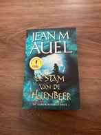 Stam van de Holenbeer - Jean M. Auel, Boeken, Ophalen of Verzenden, Zo goed als nieuw, Nederland