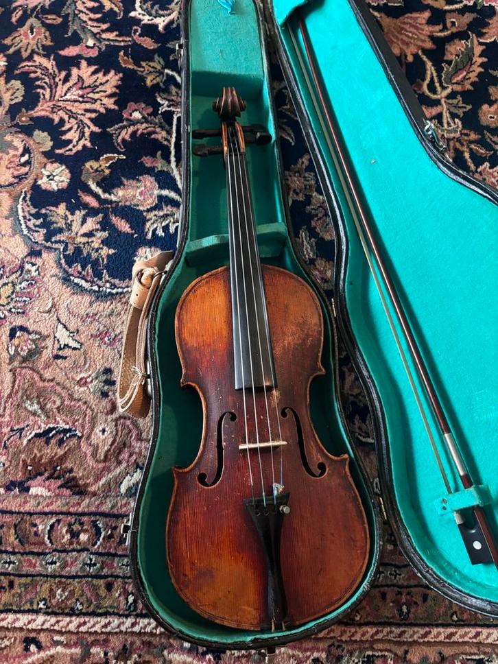 Oude Viool met een warme klank, Muziek en Instrumenten, Strijkinstrumenten | Violen en Altviolen, Gebruikt, Viool, 4/4-viool, Met koffer