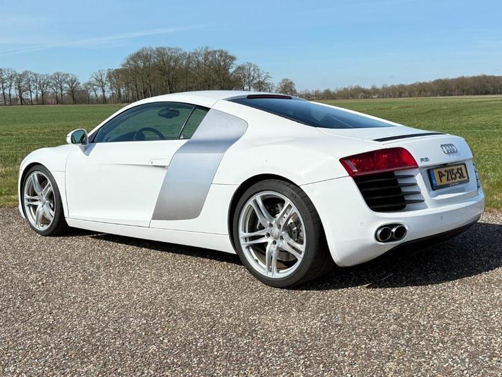 Audi R8 4.2 FSI Quattro R-tronic . in perfecte staat, Auto's, Audi, Bedrijf, R8, 4x4, ABS, Achteruitrijcamera, Airbags, Airconditioning