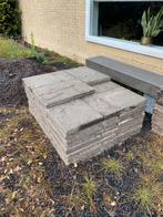 Gratis - grindtegels 43 stuks, Ophalen, Zo goed als nieuw, Beton, Terrastegels