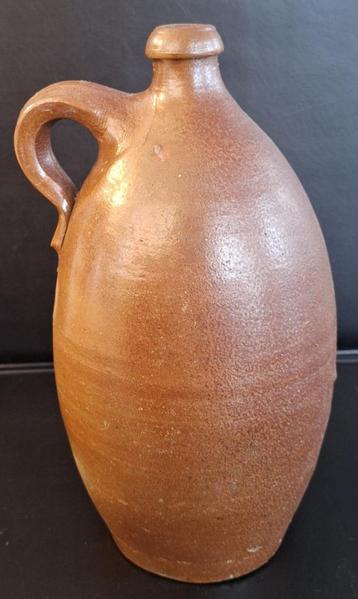 Bruine kruik met oor - Adv S 411 beschikbaar voor biedingen