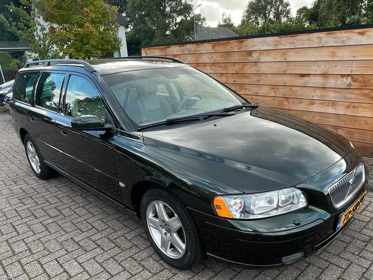 Volvo V70 2.4  1e eigenaar en  origineel 133750 km, Auto's, Volvo, Particulier, V70, Airconditioning, Benzine, D, Stationwagon
