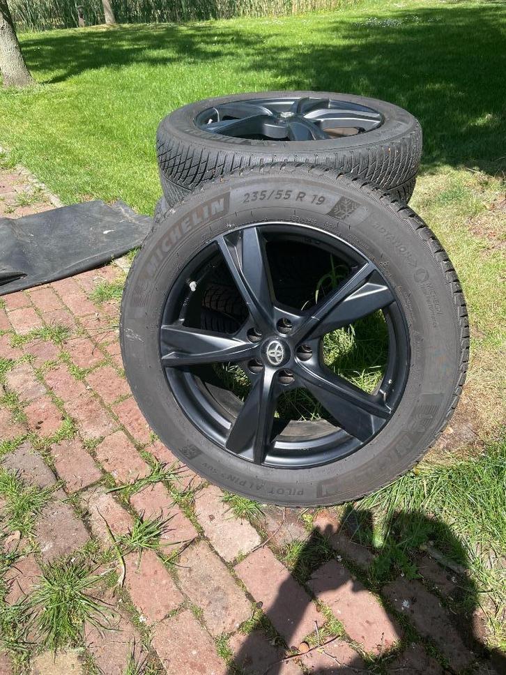Winterbanden met velgen, Auto-onderdelen, Banden en Velgen, Banden en Velgen, Winterbanden, 19 inch, 235 mm, Personenwagen, Gebruikt