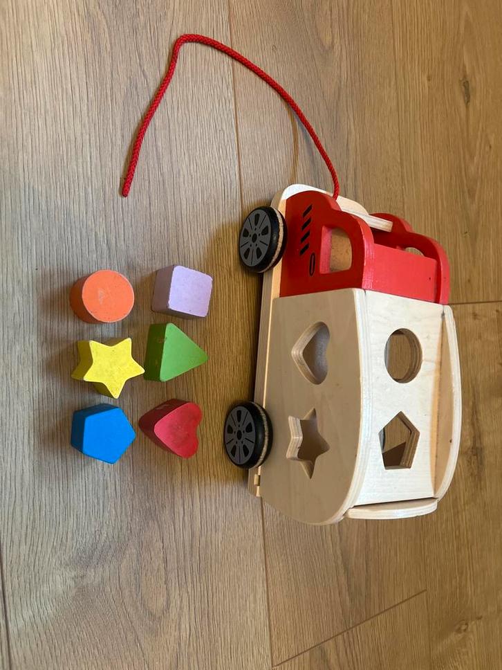 New Classic Toys houten Vormentruck Trekauto, Kinderen en Baby's, Speelgoed | Houten speelgoed, Zo goed als nieuw, Duw- of Trekspeelgoed