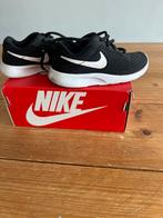 Nike TanJun - Maat 28, Ophalen, Gebruikt, Jongen of Meisje, Schoenen