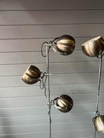 Twee vintage staande bollampen, Huis en Inrichting, Lampen | Vloerlampen, Ophalen, Zo goed als nieuw, 150 tot 200 cm