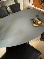 Design tafel van Castelijn met 6 zwart leren stoelen, Ophalen, Overige materialen, Gebruikt, 100 tot 150 cm