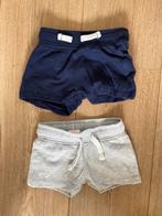 Korte broekjes 2x maat 56, Kinderen en Baby's, Babykleding | Maat 56, Ophalen of Verzenden, Gebruikt, Broekje