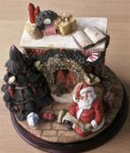 Kersttafereel met o.a. schoorsteen, kerstman en kerstboom, Diversen, Kerst, Ophalen of Verzenden, Zo goed als nieuw