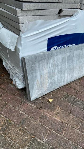 Opsluitband 100 x 40x 7 beschikbaar voor biedingen