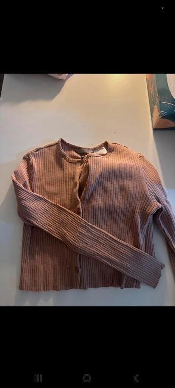 H&M vest beschikbaar voor biedingen