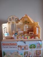 Sylvanian families gele vintage crèche/doos, Ophalen of Verzenden, Zo goed als nieuw, Poppenhuis