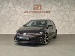 Volkswagen GOLF 7,5 2.0 TSI GTI Performance|304PK|CAMERA|PAN, Auto's, Gebruikt, 4 cilinders, Alcantara, Zwart