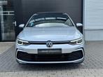 Volkswagen Golf 1.5 eTSI 3x R-Line Panodak, IQ Light, 4 cilinders, 150 pk, Leder en Stof, Parkeercamera