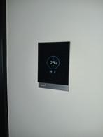 Nefit Easy slimme thermostaat met bosch easycontrole adapter, Doe-het-zelf en Verbouw, Thermostaten, Ophalen of Verzenden, Slimme thermostaat