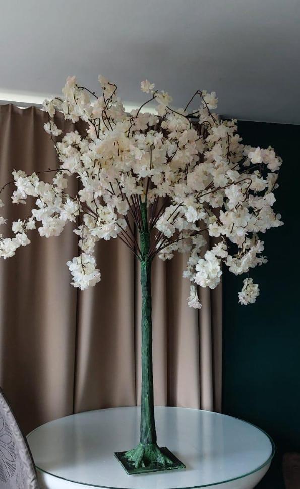 Kunststof Sakura boom met witte bloemen - 1m20 hoog, Huis en Inrichting, Woonaccessoires | Kunstplanten en Kunstbloemen, Nieuw