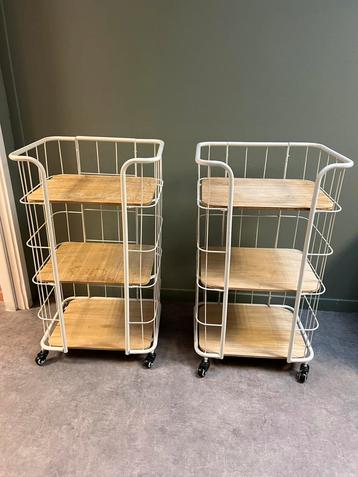 2 bakkerskasten beschikbaar voor biedingen