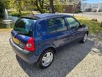 Renault Clio 1.2-16V Authentique *apk:02-2026*, Voorwielaandrijving, Stof, Gebruikt, 4 cilinders